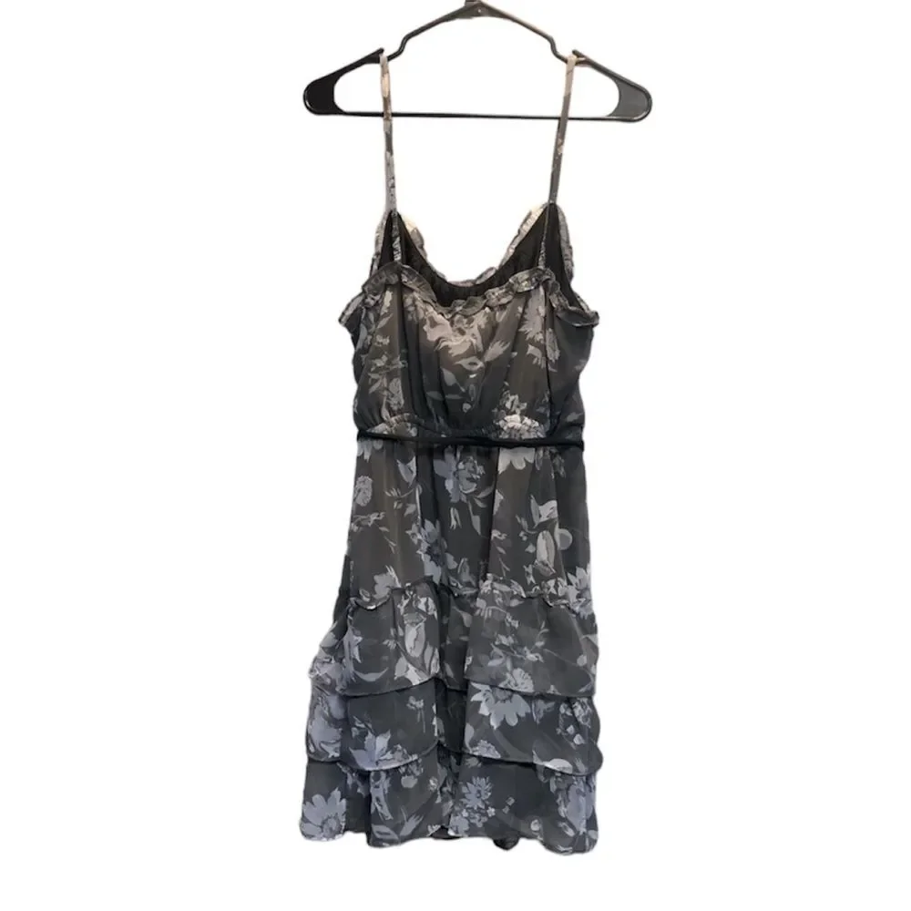 American Eagle women’s belted gray/white floral, ruffled dress, size 12 - Picture 2 of 6